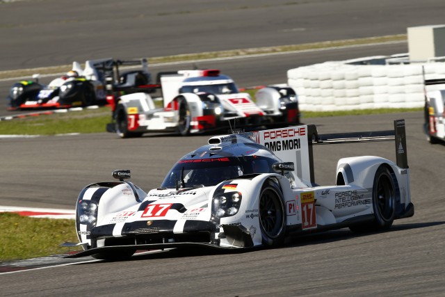 Porsche looking to keep pressure in leaders Audi in the driver
