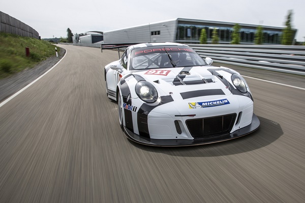 The new customer specification Porsche 911 GT3 R racer