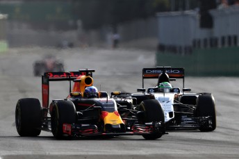 Tyre issues saw Daniel Ricciardo drop from second to seventh in Baku