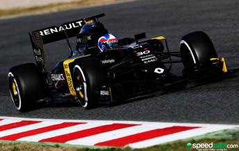 Renault F1 is set to display its new livery next week