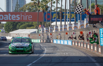 Reynolds takes the flag to score his maiden victory