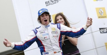 Roberto Merhi claims the FR3.5  win after dominant weekend 