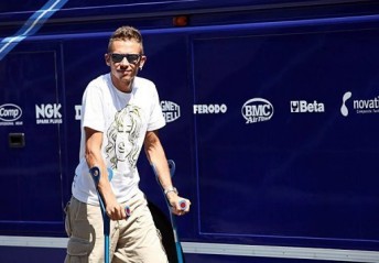 Despite using crutches Valentino Rossi will ride this weekend in Germany