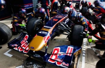 The Toro Rosso team at work