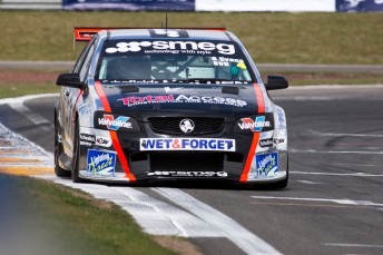 Shan Van Gisbergen has helped Simon Evans to victory in the opening heat of the Rush Security Taupo 400. Pic: Andrew Tierney