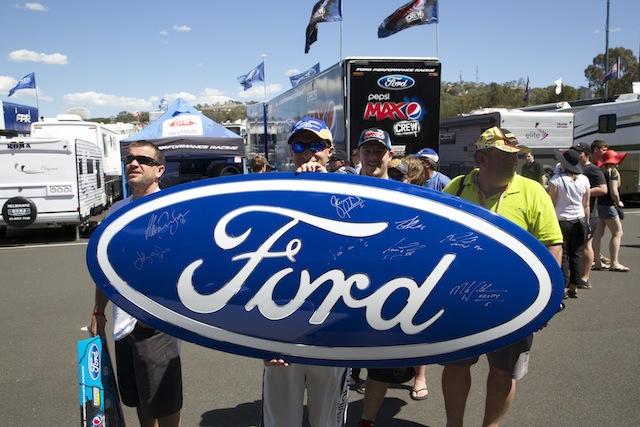 The petition to keep Ford in Australian motor racing is approaching 8500
