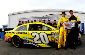Matt Kenseth takes the pole at Richmond