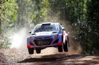 Rally Australia makes first move to separate V8 Supercar clash