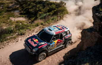 Nasser Al-Attiyah extends his Dakar Rally lead