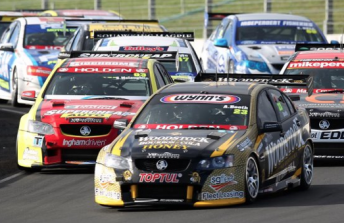 Andy Booth leads the V8 SuperTourers pack 