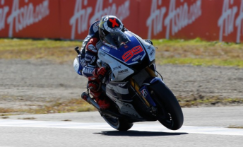 thumb Jorge Lorenzo on his way to pole in Japan