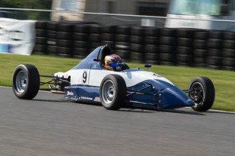 thumb Shae Davies on his way to victory in his Spectrum 012H at the New Jersey Motorsport Park