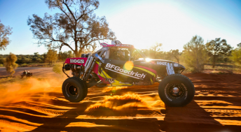 Shannon and Ian Rentsch lead at the halfway mark of the Finke Desert Race
