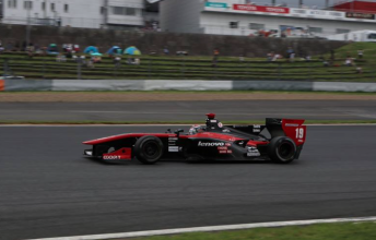 Joao Paulo de Oliveira on his way to chequered flag in Super Formula  