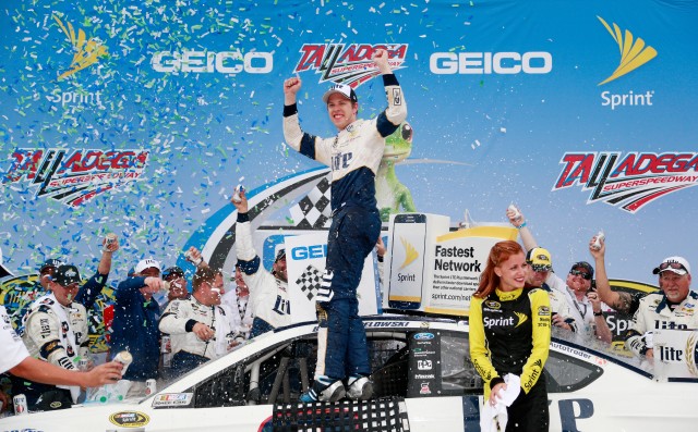 For the second time in 2016 Keselowski celebrates in Victory Lane