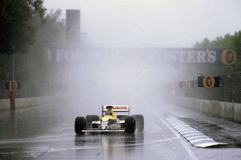 Thierry Boutsen winning the 1989 AGP 