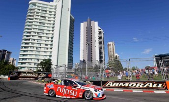 Lee Holdsworth in the #33 Fujitsu Racing Commodore VE