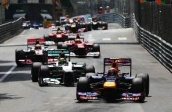 Webber leads Rosberg, Hamilton, Alonso and the rest of the chasing pack early in the going