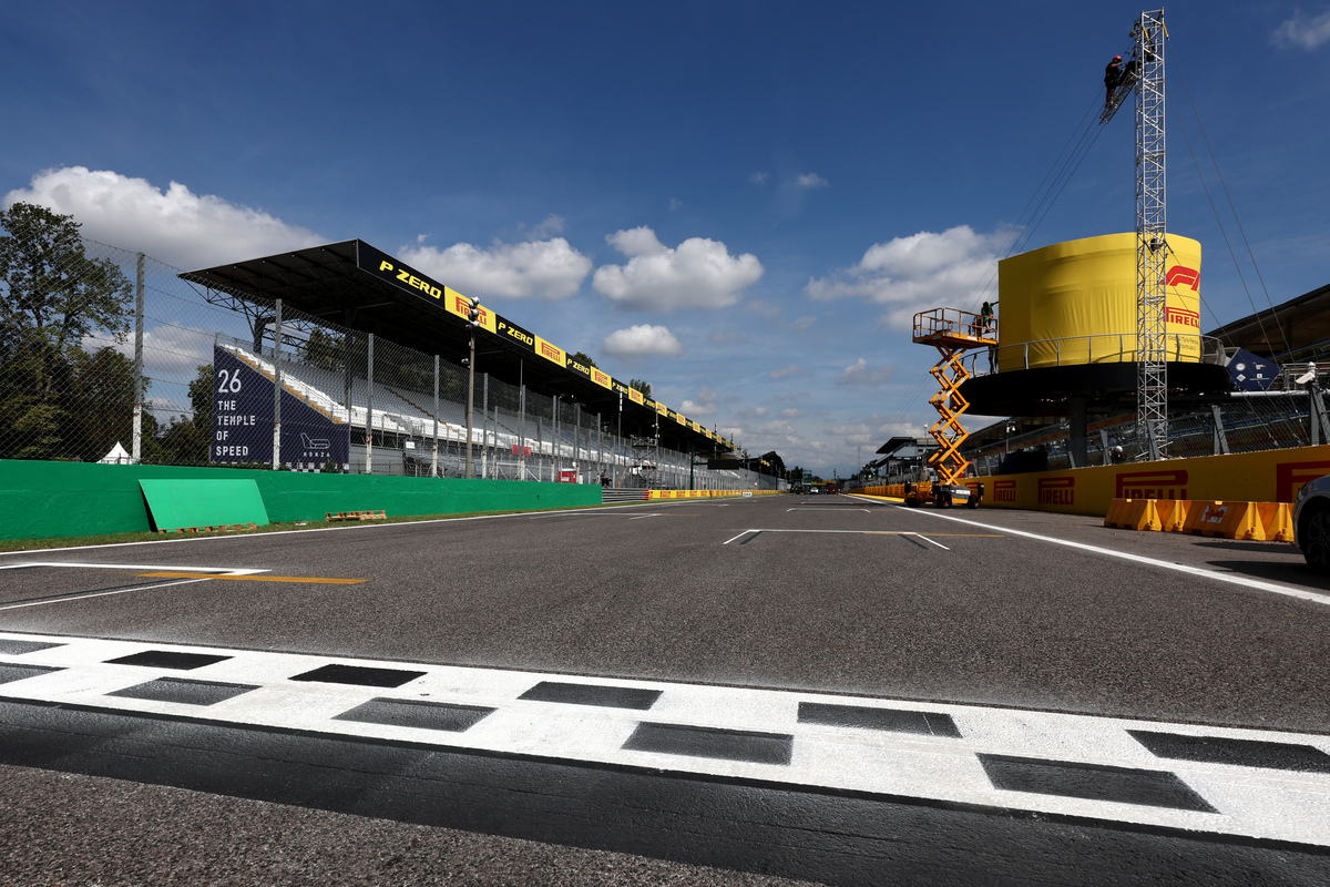Here's how you can watch the action from this weekend's F1 Italian Grand Prix from Monza. Image: XPB Images