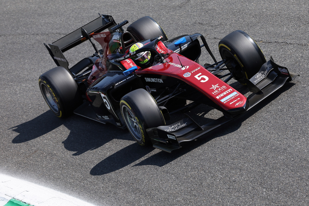 Theo Pourchaire took pole in a farcical Formula 2 qualifying session. Image: XPB Images