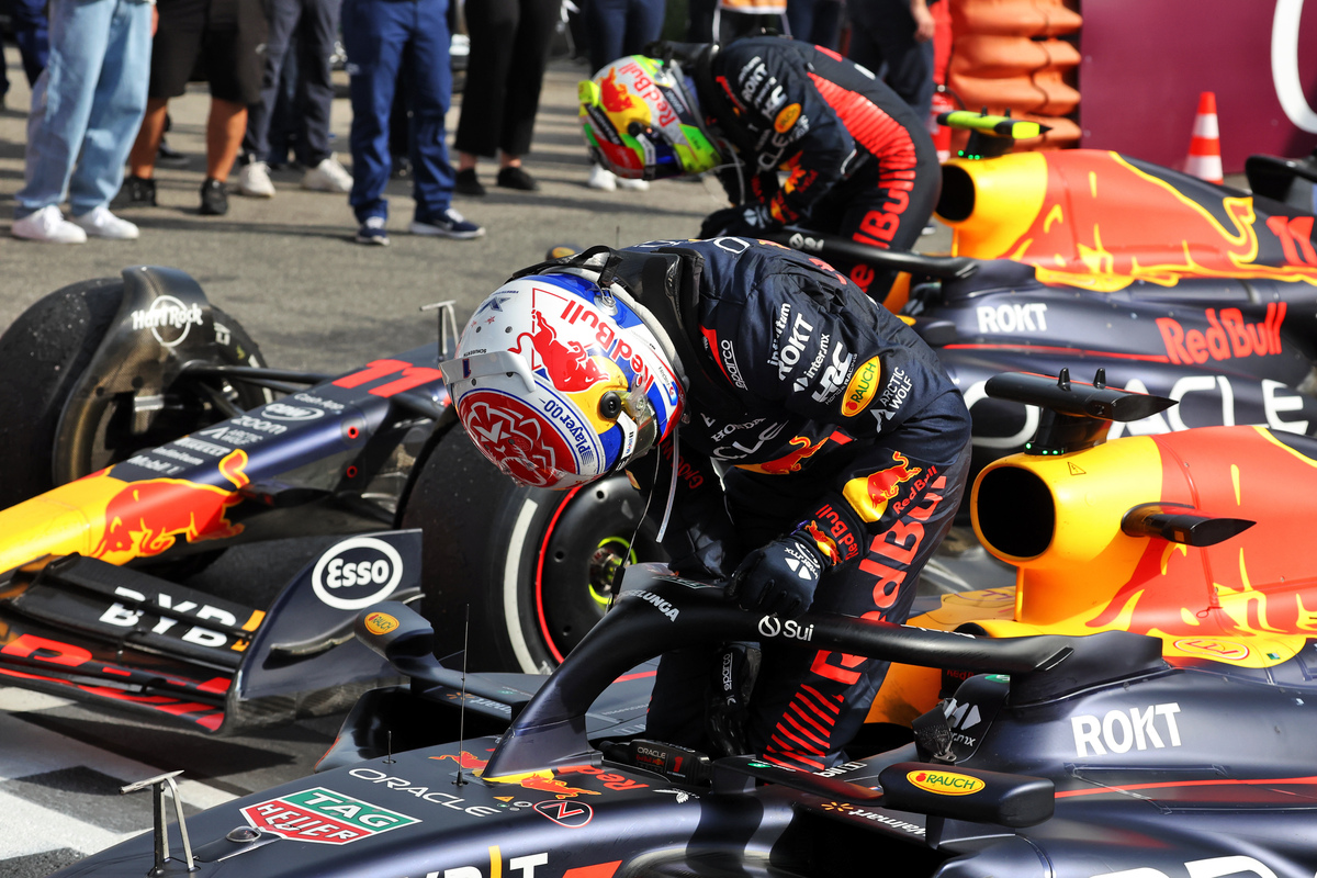 Max Verstappen and Sergio Perez will sit out opening practice as Red Bull fields two F1 rookie in Abu Dhabi. Image: XPB Images