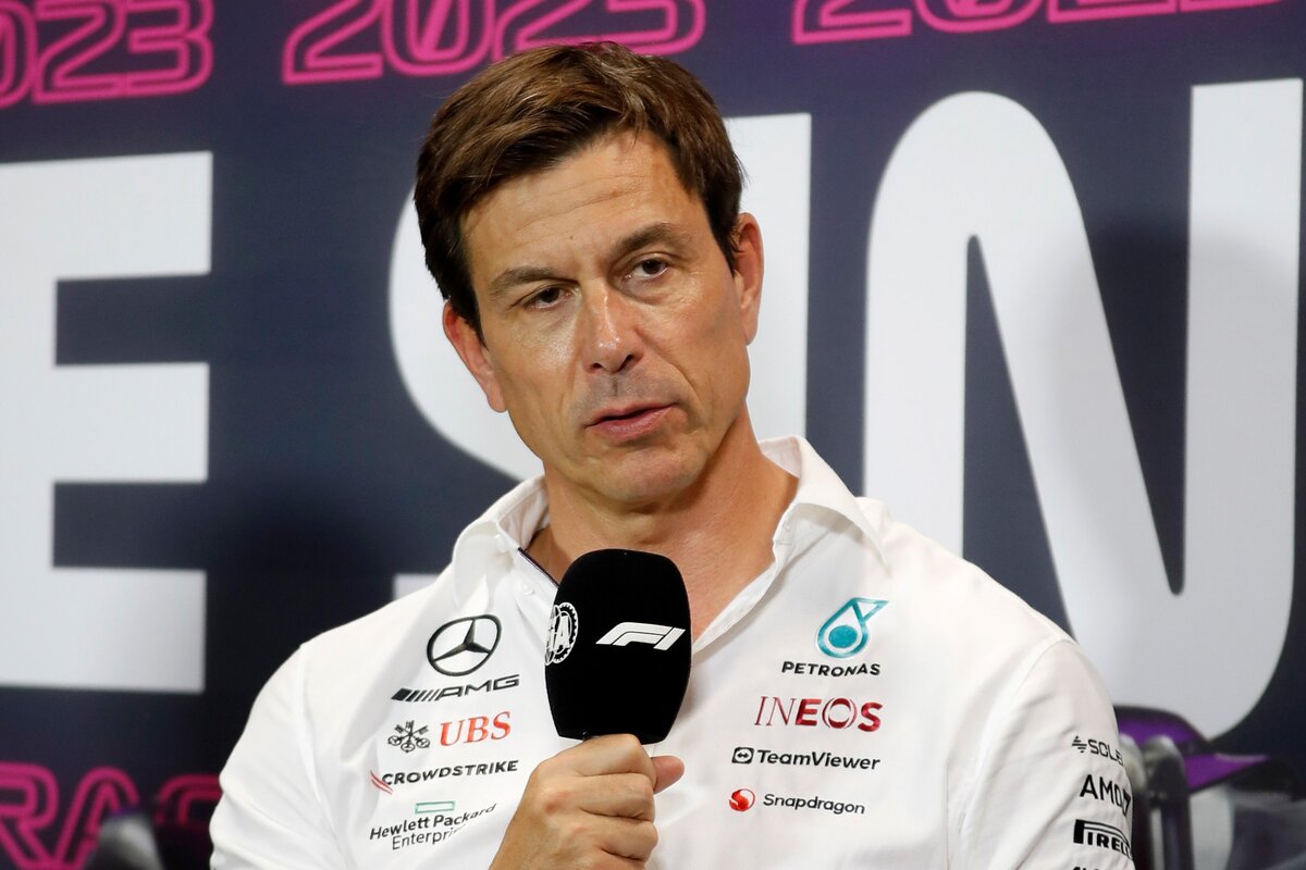 Toto Wolff has explained his 'Wikipedia' comments about Max Verstappen. Image: XPB Images