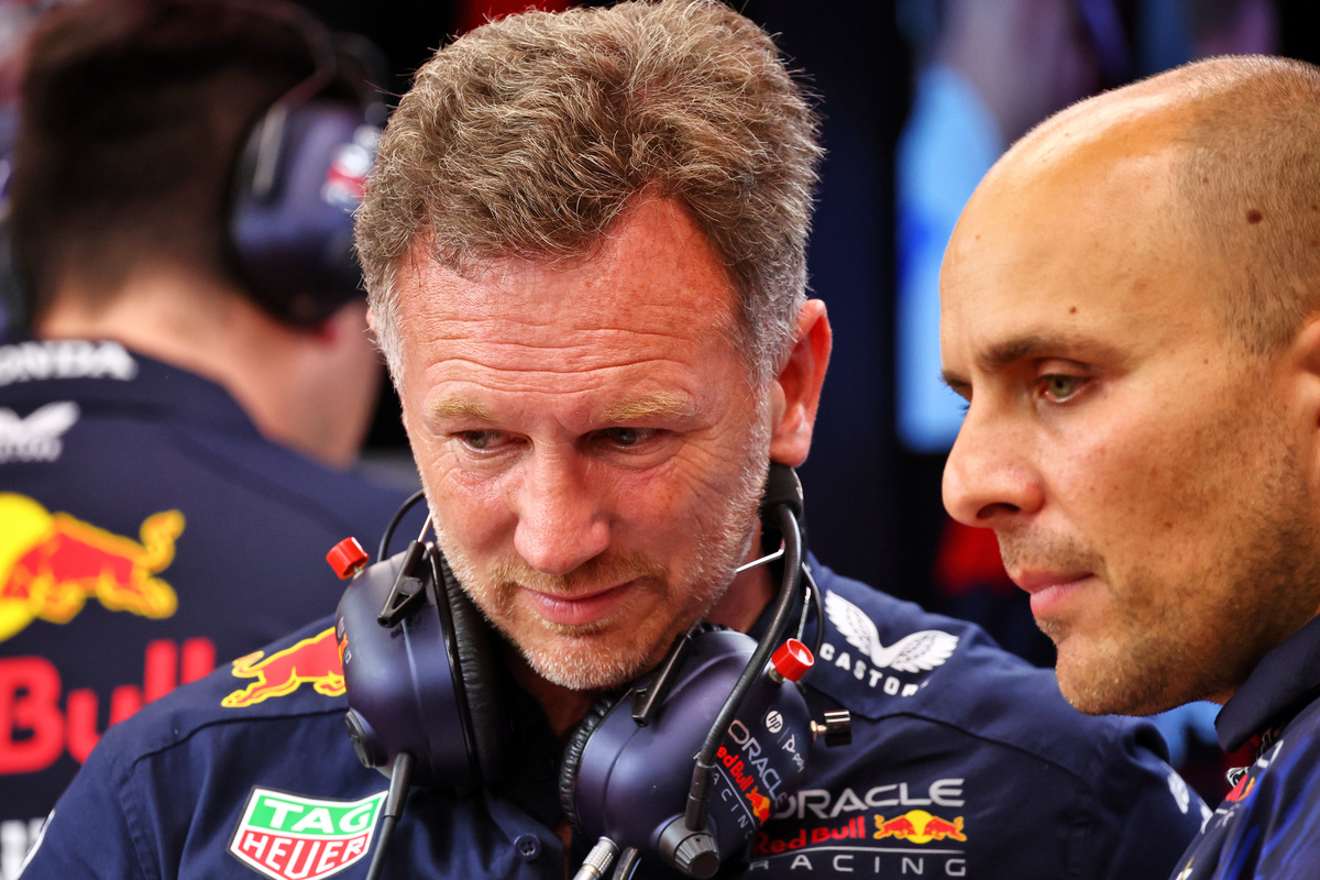 The problem facing Red Bull boss Christian Horner was obvious in Mexico. Image: XPB Images