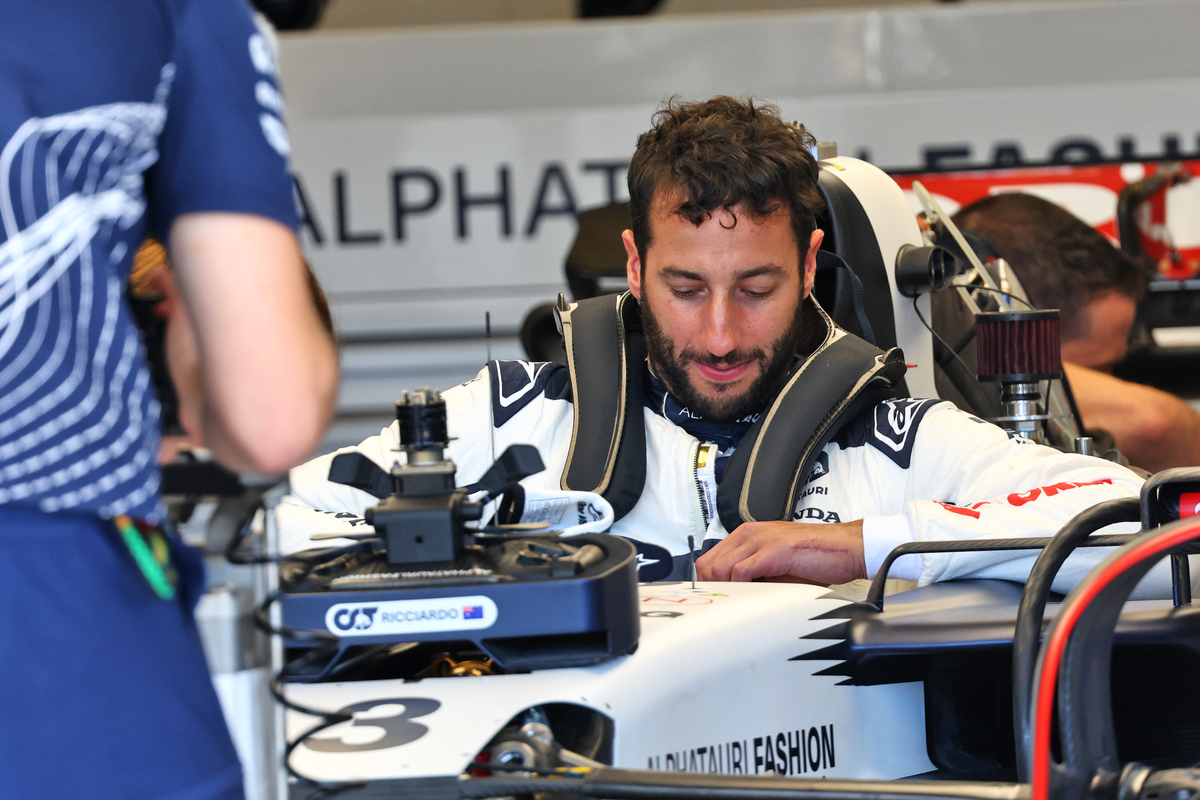 Daniel Ricciardo has admitted his recovery from injury was tougher than he expected it would be. Image: XPB Images