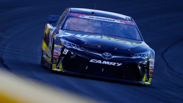 Carl Edwards scored victory in NASCAR