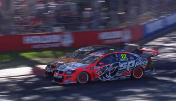 Van Gisbergen handed the lead back to Courtney after this bout of contact at Turn 9