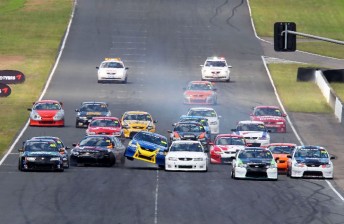 Haber and Smerdon clash off the start