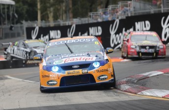 Will Davison has won the final race of the 2012 V8 Supercars Championship