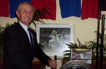 Adelaide racing legend Glen Dix