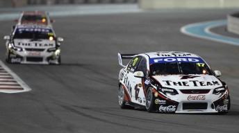 thumb Steve Johnson leads team-mate James Moffat at the Yas Marina Circuit