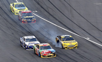 Bush (#18) won Duel 2 while Ambrose (#9) made a costly mistake on the entry to pit road