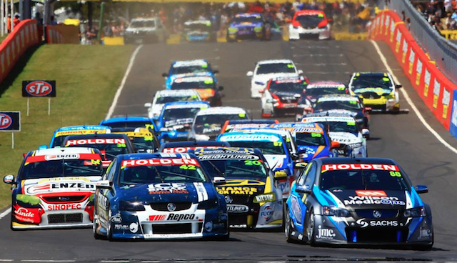 Paul Dumbrell leads at the start of the new 250km Bathurst feature race