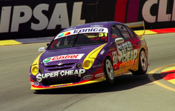 Ellery in action at the 2002 Clipsal 500