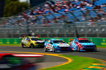 Moffat battles back in the pack at the AGP