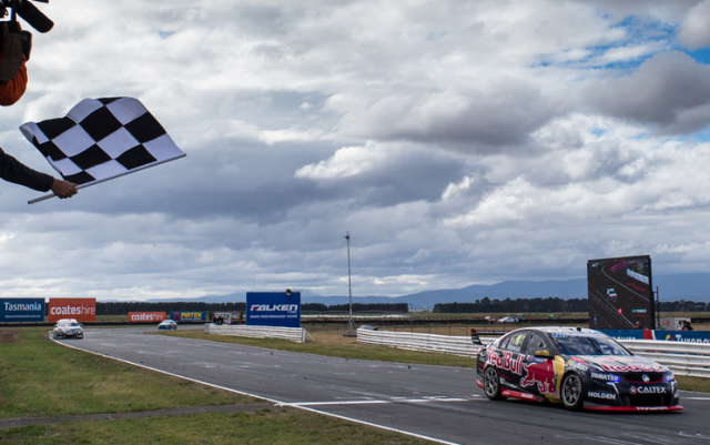Jamie Whincup takes the flag to win Race 6