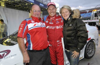 Jason Richards with his father and wife