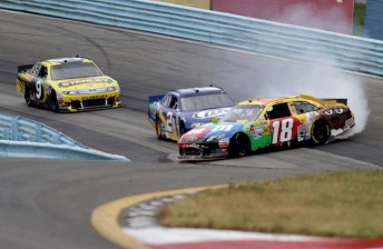 Kyle Busch spins on the final lap