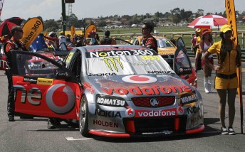 Craig Lowndes on the grid at Sandown last year