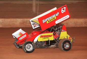 Paul Morris will compete in the next two rounds of the World Series Sprintcar Championship at Toowoomba and Parramatta