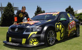 Steve Owen with the Triple Eight-designed VIP Petfoods Commodore VE