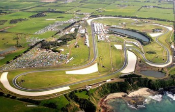 thumb An aerial view of the Phillip Island Circuit