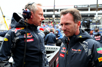 Horner (right) with team manager Jonathan Wheatley