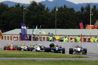 Rumble and Legge were early retirements in the opening F3 race