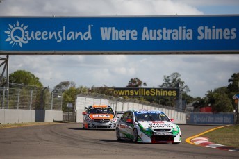 V8 Supercars continue talks with Queensland government over extensions to its three Events