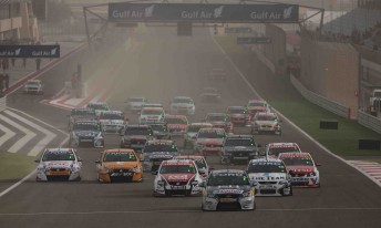 The start of Race 4 at the Bahrain International Circuit