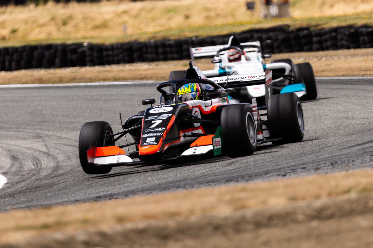 Charlie Wurz en route to his first Formula Regional Oceania Championship race win